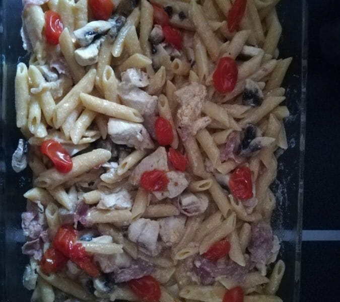 Cliquez pour zoomer ! Pennes au poulet, tomates et champignons Thermomix par Tisoeur