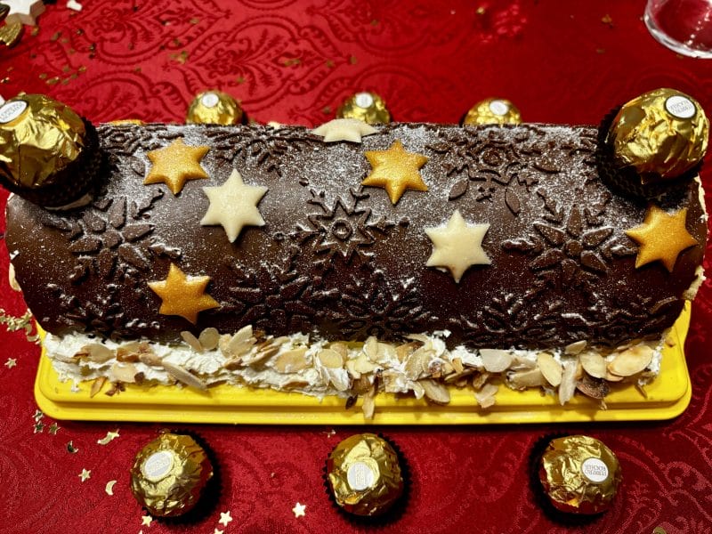 Cliquez pour zoomer ! Bûche Ferrero Rocher Thermomix par kati_6