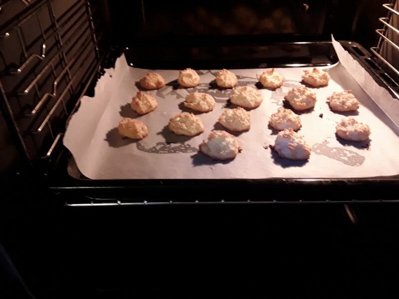 Cliquez pour zoomer ! Rocher coco (Congolais) Thermomix par Alainls