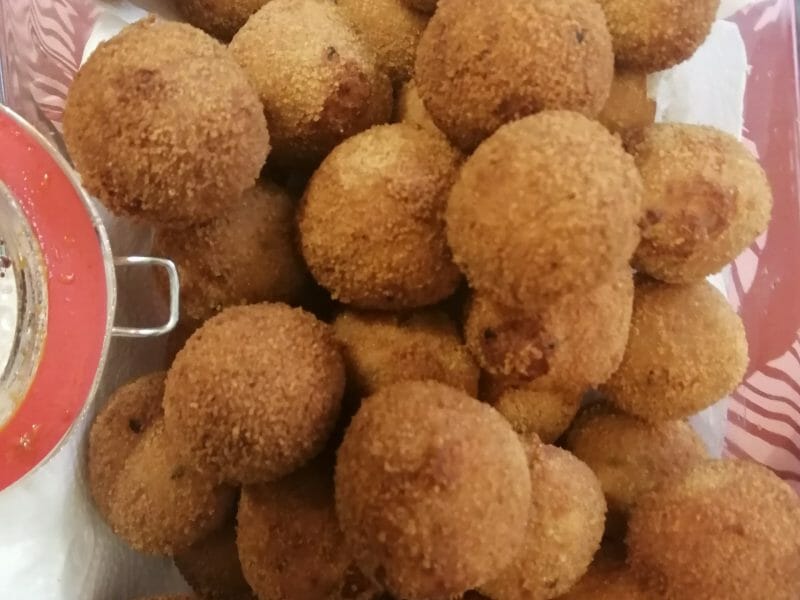 Cliquez pour zoomer ! Boulettes de thon et ricotta Thermomix par yamina_26