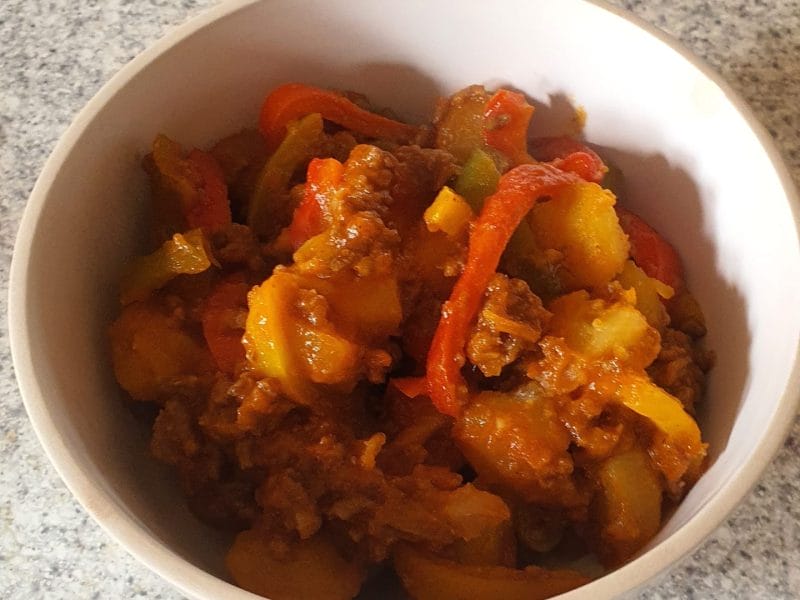 Cliquez pour zoomer ! Boeuf aux poivrons et pommes de terre Thermomix par TomBsqt