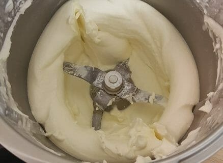 Cliquez pour zoomer ! Éclairs fraises chantilly Thermomix par Dounia216