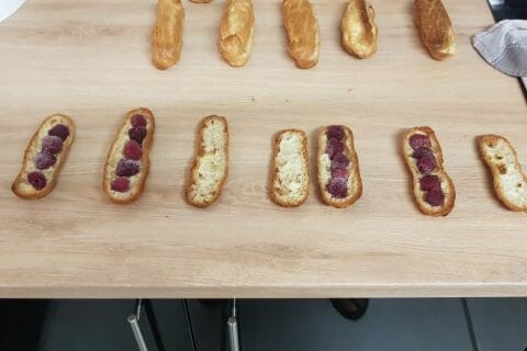 Cliquez pour zoomer ! Éclairs fraises chantilly Thermomix par Dounia216