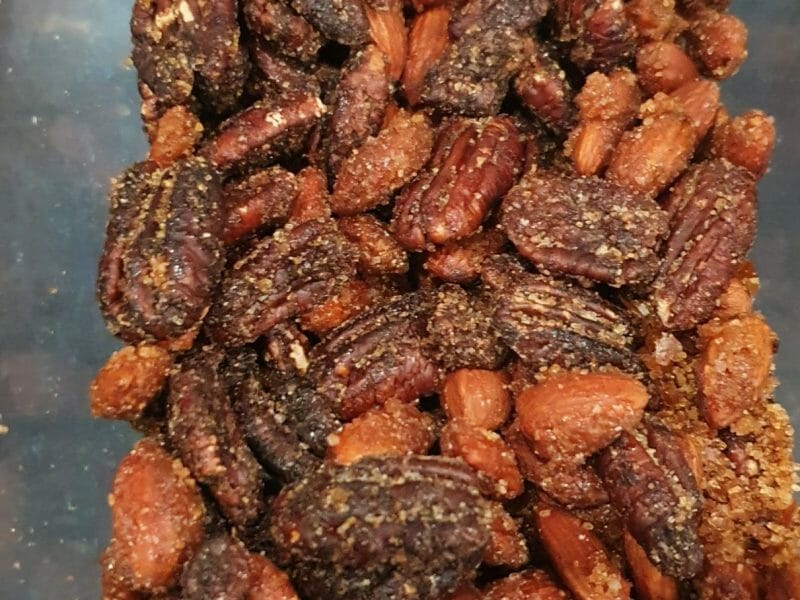 Cliquez pour zoomer ! Amandes grillées à la cannelle et au miel Thermomix par nathalie_939