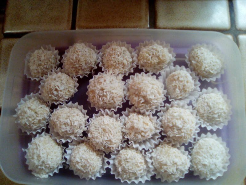 Cliquez pour zoomer ! Truffes au chocolat Thermomix par viChon4682