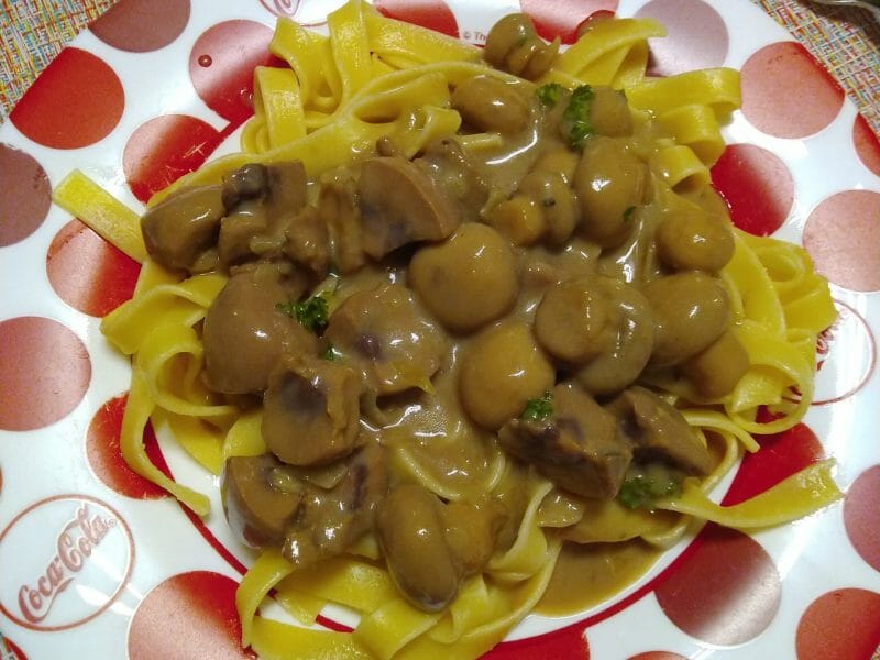 Cliquez pour zoomer ! Rognons de porc sauce madère Thermomix par steph de laval