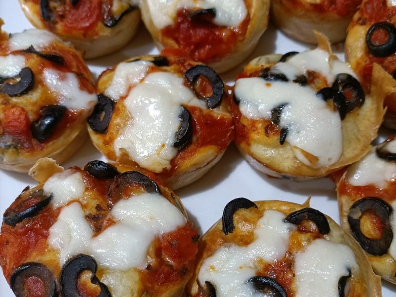 Cliquez pour zoomer ! Muffins salés façon pizza Thermomix par anaismachacha