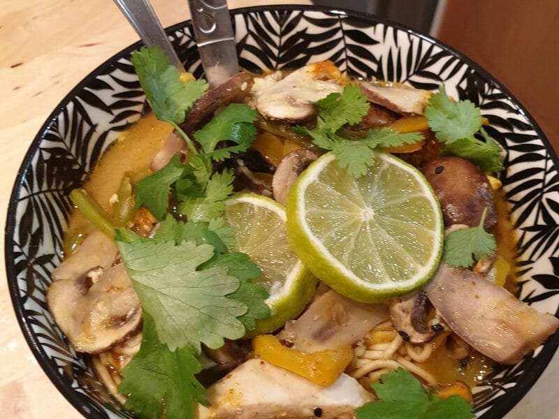 Cliquez pour zoomer ! Ramen thaï au poulet Thermomix par ana_103