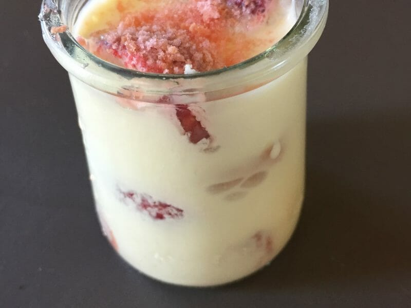 Cliquez pour zoomer ! Délices fraises et chocolat blanc Thermomix par Chantalia66