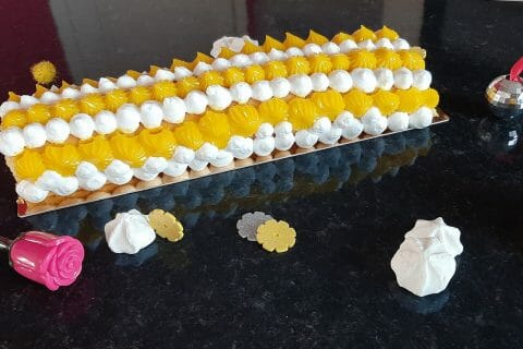 Cliquez pour zoomer ! Bûche au citron meringuée Thermomix par sylviev18