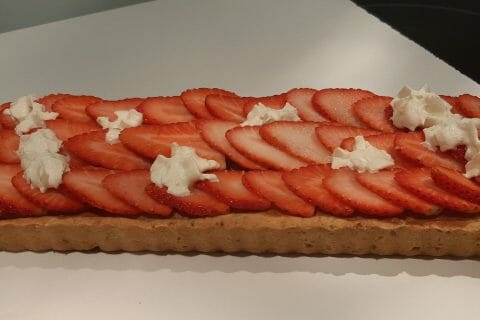 Cliquez pour zoomer ! Tartelettes framboises sur crème d’amande et pistache Thermomix par sylviev18