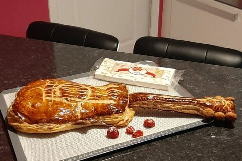 Cliquez pour zoomer ! Galette des rois à la frangipane Thermomix par sylviev18