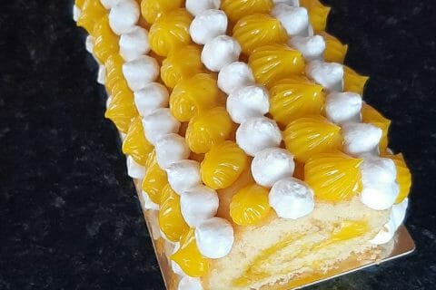 Cliquez pour zoomer ! Bûche au citron meringuée Thermomix par sylviev18