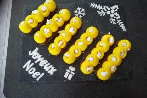 Cliquez pour zoomer ! Bûche au citron meringuée Thermomix par Enola1702