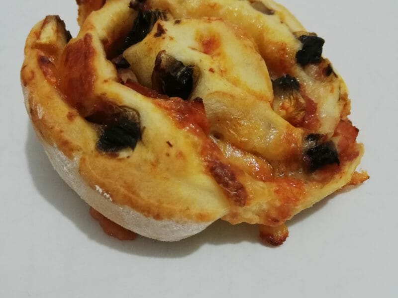 Cliquez pour zoomer ! Pizza rolls jambon champignons Thermomix par Marion2801