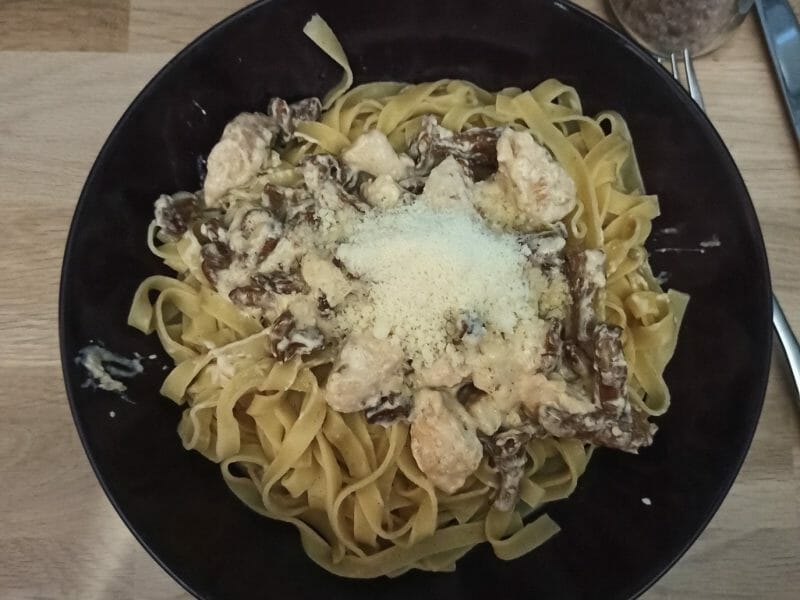 Cliquez pour zoomer ! Tagliatelle sauce crémeuse aux pleurotes Thermomix par julie_1135
