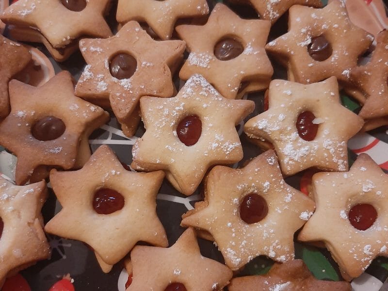 Cliquez pour zoomer ! Sablés à la confiture Thermomix par Saseneey