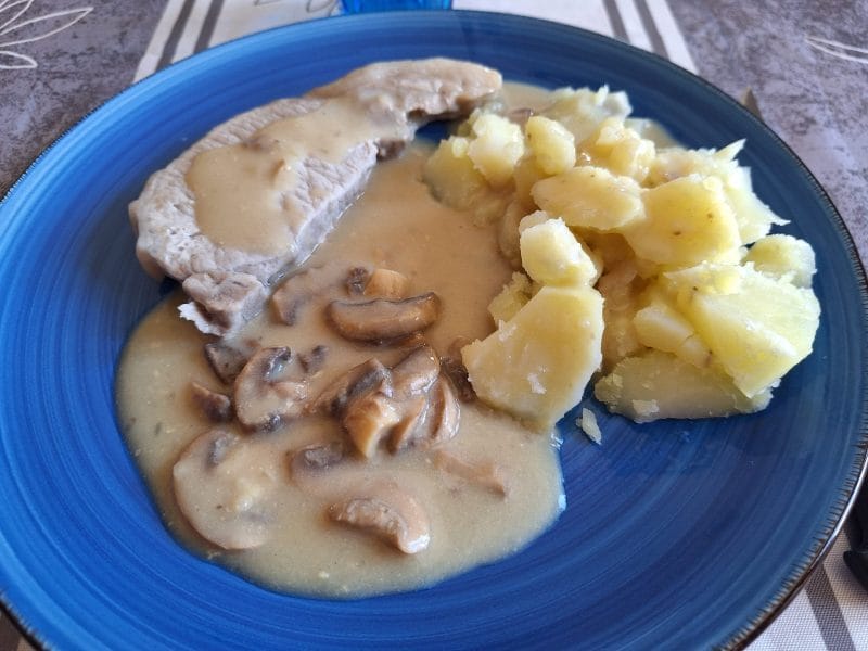 Cliquez pour zoomer ! Côtes de porc et sa sauce moutardée Thermomix par Sunnylie