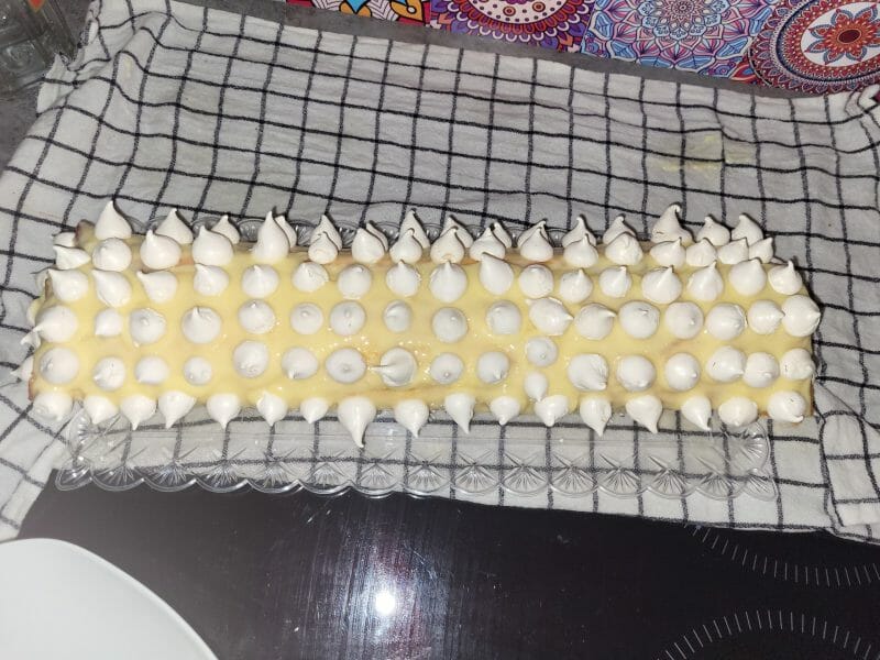 Cliquez pour zoomer ! Bûche au citron meringuée Thermomix par sandrine_du_84