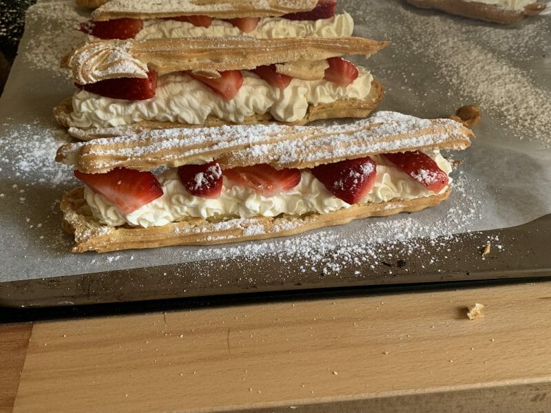 Cliquez pour zoomer ! Éclairs fraises chantilly Thermomix par LaurieMyrtillon