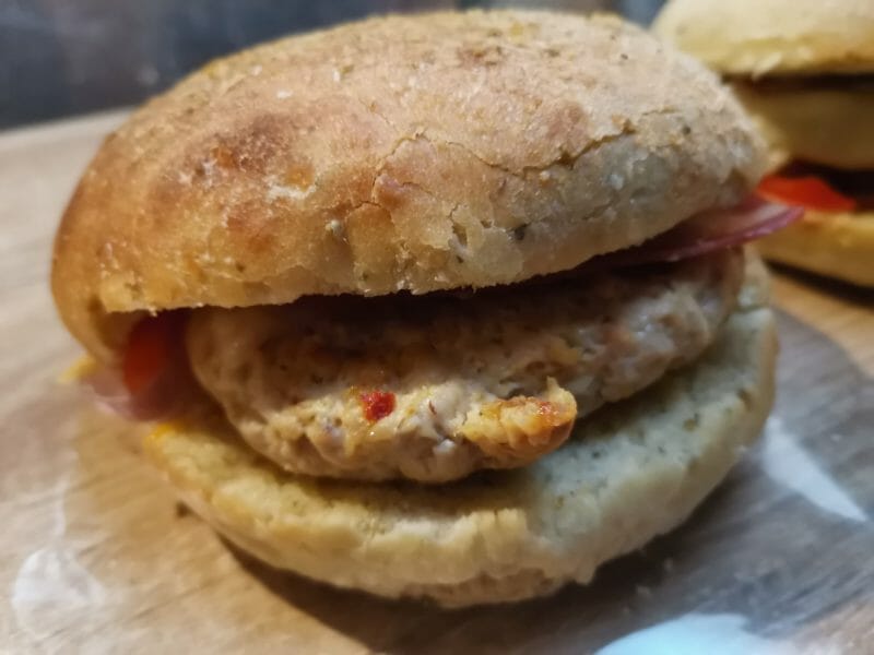 Cliquez pour zoomer ! Pains burger au parmesan et romarin Thermomix par Noudja