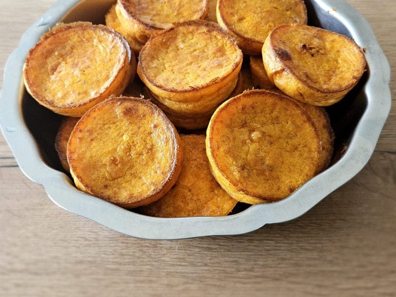 Cliquez pour zoomer ! Mini cannelés chorizo comté Thermomix par cynthia1412