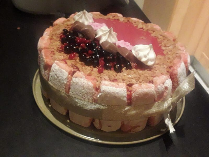 Cliquez pour zoomer ! Bavarois aux framboises Thermomix par amandine_657