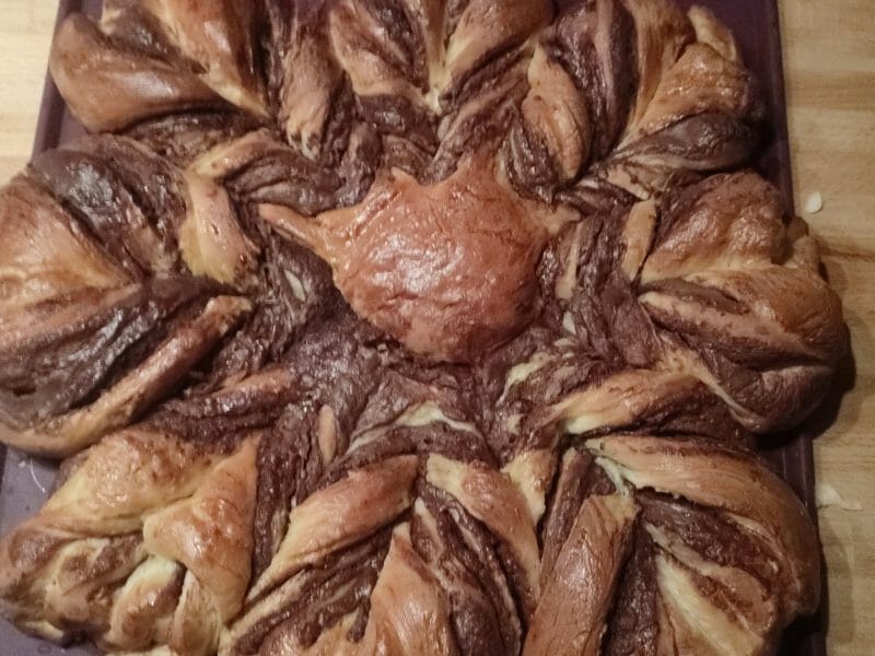 Cliquez pour zoomer ! Brioche étoilée au Nutella Thermomix par stephanie_1809