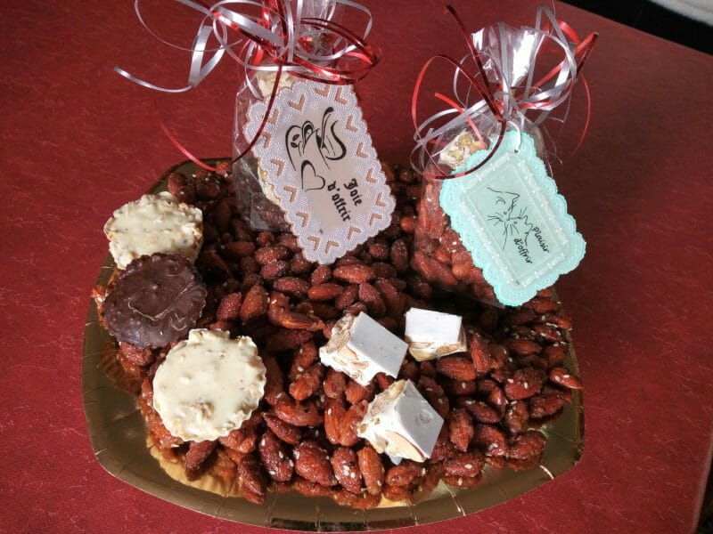 Cliquez pour zoomer ! Amandes grillées à la cannelle et au miel Thermomix par Gismevial