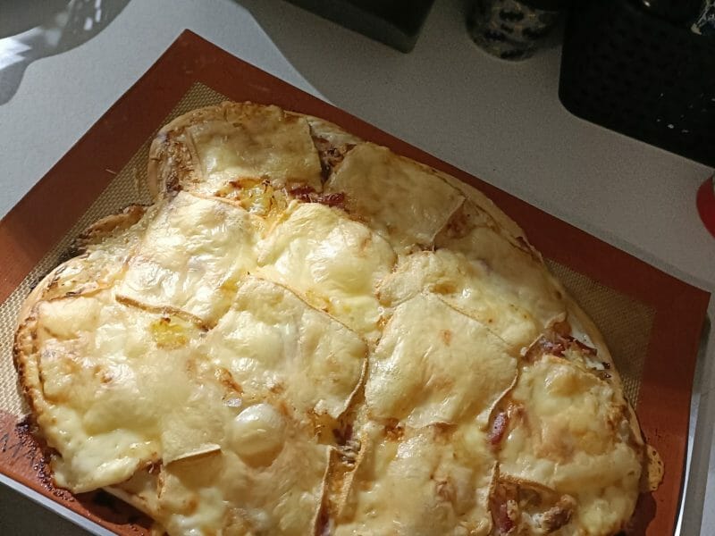 Cliquez pour zoomer ! Fougasse chèvre et lardons Thermomix par morgane