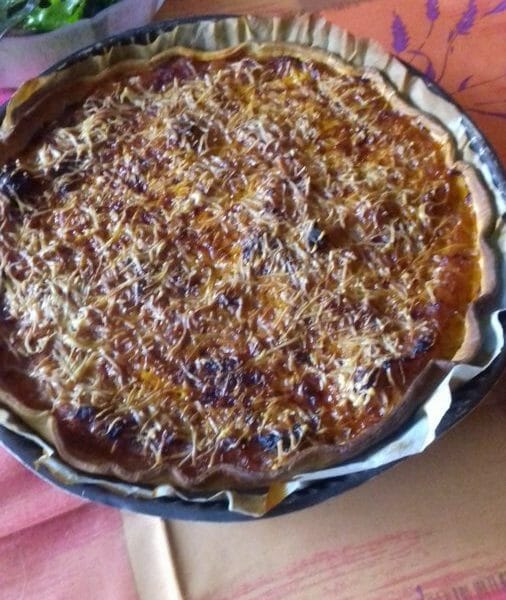 Cliquez pour zoomer ! Tarte aux oignons, lardons et moutarde douce Thermomix par seveflocon