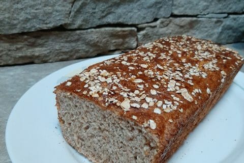 Cliquez pour zoomer ! Pain aux flocons d’avoine et au miel Thermomix par clemaud