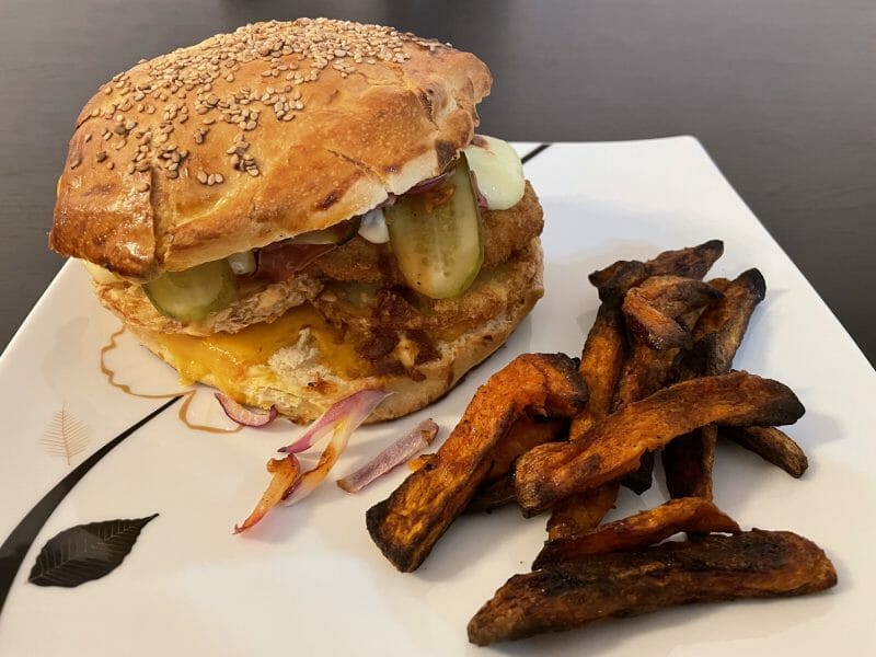 Cliquez pour zoomer ! Pains hamburger Thermomix par Le chat