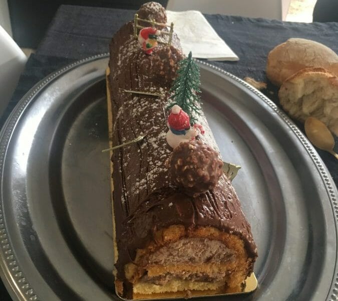 Cliquez pour zoomer ! Bûche Ferrero Rocher Thermomix par Sabrina 40230