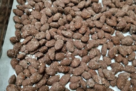 Cliquez pour zoomer ! Amandes grillées à la cannelle et au miel Thermomix par bensze