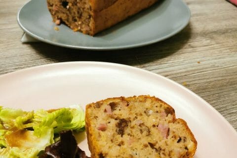 Cliquez pour zoomer ! Cake chèvre, noisettes et lardons Thermomix par nyfaaa