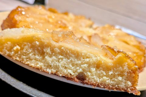 Cliquez pour zoomer ! Gâteau renversé aux poires Thermomix par jujudesmix