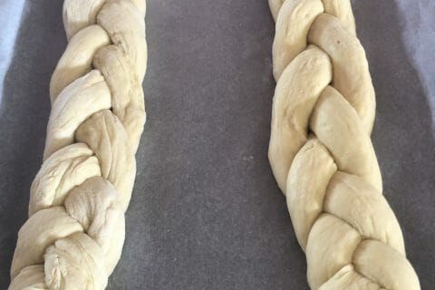 Cliquez pour zoomer ! Brioche tressée à la mie filante Thermomix par petrojessie
