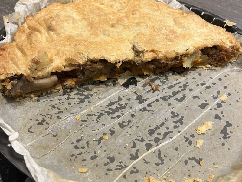 Cliquez pour zoomer ! Tourte aux cuisses de canard confites et champignons Thermomix par catjack