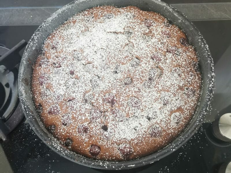 Cliquez pour zoomer ! Gâteau au chocolat et aux cerises Thermomix par Sophie