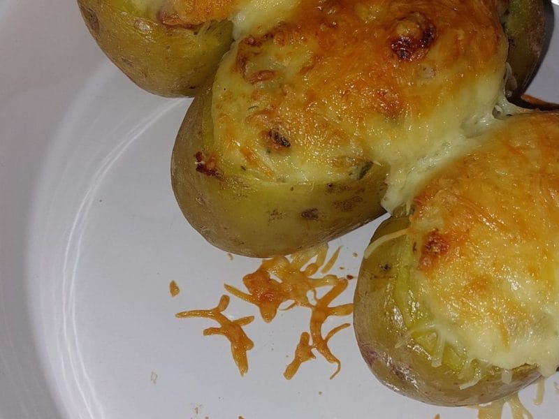 Cliquez pour zoomer ! Pommes de terre farcies à la purée d’endives et aux lardons Thermomix par jul-88