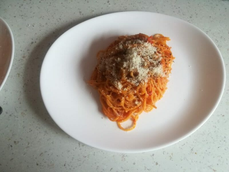 Cliquez pour zoomer ! Spaghettis aux crevettes et à l’ail Thermomix par Valou73