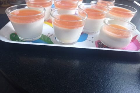 Cliquez pour zoomer ! Panna cotta au sirop de pamplemousse Thermomix par carambar10
