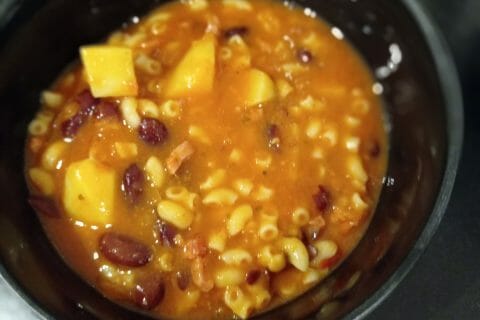 Cliquez pour zoomer ! Soupe aux haricots rouges et coquillettes Thermomix par carambar10