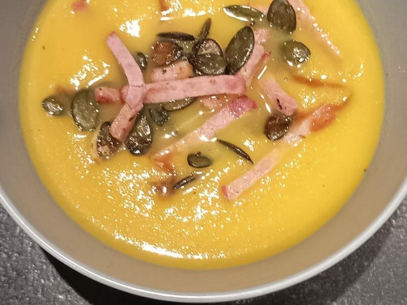 Cliquez pour zoomer ! Velouté de patates douces et carottes Thermomix par carambar10