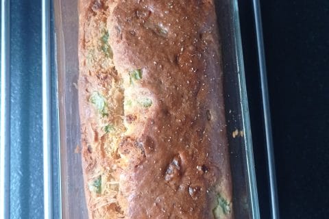 Cliquez pour zoomer ! Cake chorizo, poivrons et feta Thermomix par carambar10