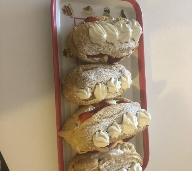 Cliquez pour zoomer ! Éclairs fraises chantilly Thermomix par Didi9741
