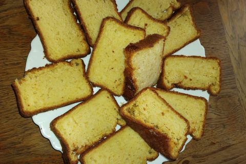 Cliquez pour zoomer ! Cake pommes yaourt Thermomix par karine1984