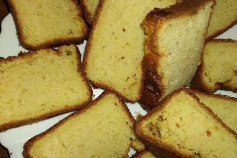 Cliquez pour zoomer ! Cake pommes yaourt Thermomix par karine1984