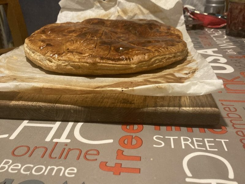 Cliquez pour zoomer ! Galette des rois à la frangipane Thermomix par sarah_752